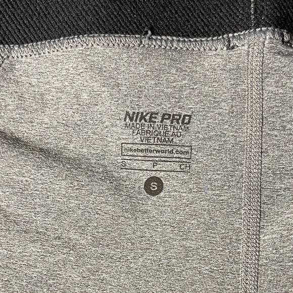 Nike Pro biker short size: S - Picture 3 of 3